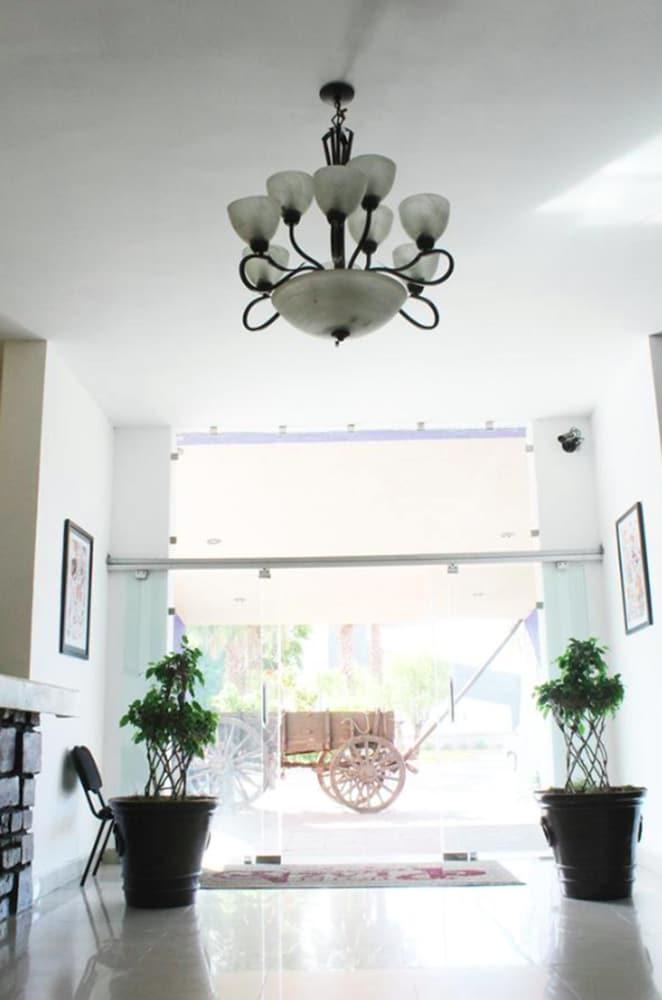 Hotel Plaza Zacatecas Guadalupe  Ngoại thất bức ảnh